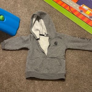 Charhartt 18m sweat shirt